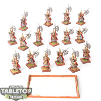 Dark Elves - 18 Dark Elf Black Guard classic - bemalt