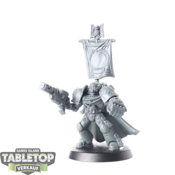 Space Wolves - Captain classic - unbemalt
