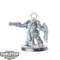 Space Marines - Lieutenant with Storm Shield - unbemalt