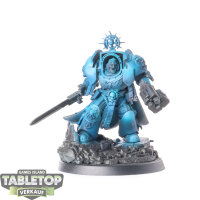 Space Marines - Captain in Terminator Armour - grundiert