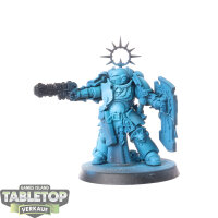 Space Marines - Lieutenant with Storm Shield - teilweise...