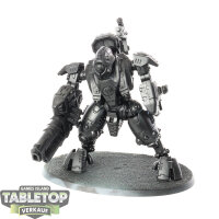 Tau Empire - XV95 Ghostkeel Battlesuit - grundiert