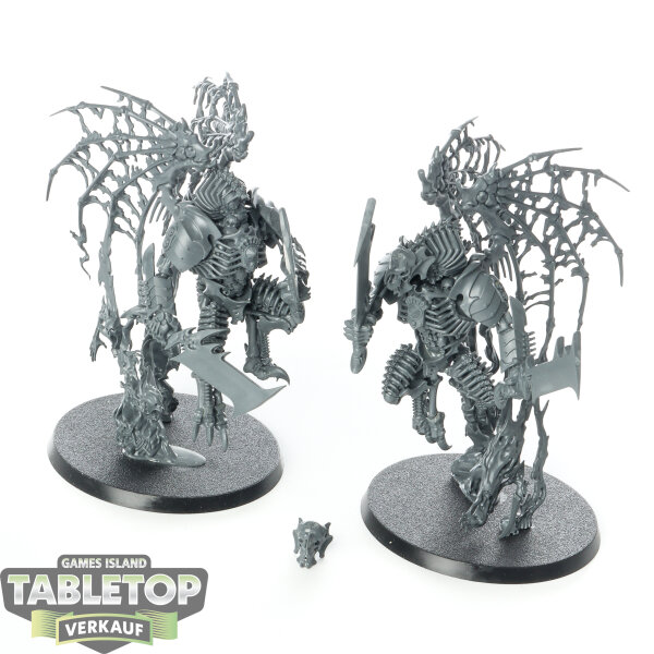 Ossiarch Bonereapers - 2 Morghast Harbingers - unbemalt