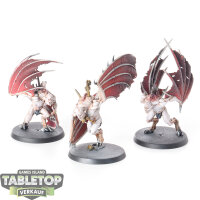 Flesh-eater Courts - 3 Crypt Infernal Courtier - bemalt