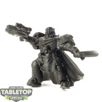 Space Marines - Captain klassisch - grundiert