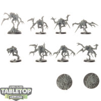 Tyraniden - 8 Genestealers classic - unbemalt