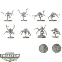 Tyraniden - 8 Genestealers classic - unbemalt