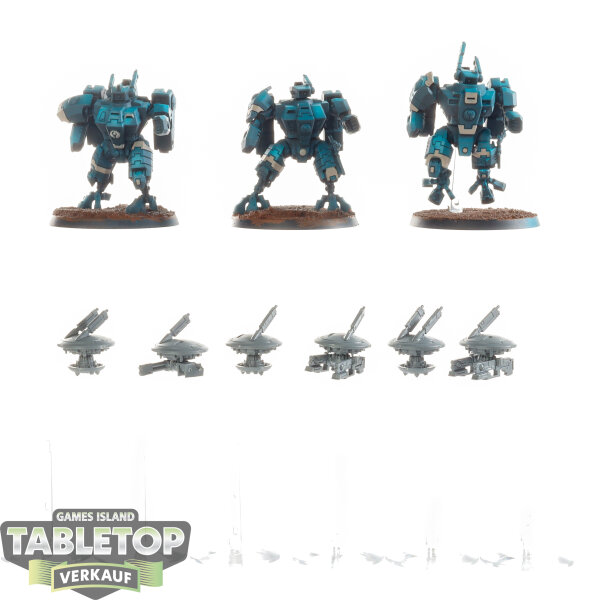 Tau Empire - 3 XV8 Crisis Battlesuit Team - bemalt