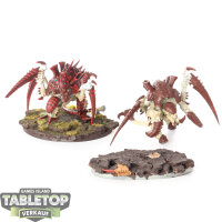 Tyraniden - 2x Carnifex Brood - teilweise bemalt