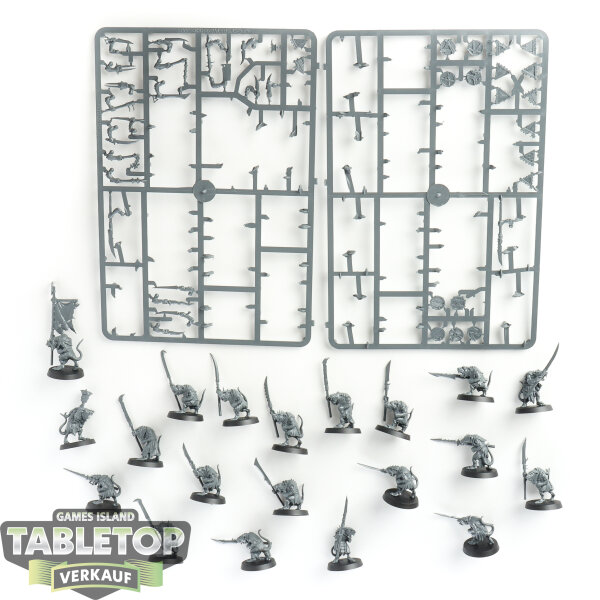 Skaven - 20 Plague Monks - unbemalt