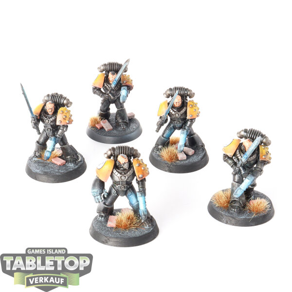 Horus Heresy - 5x Imperial Fists-MKVI Assault Marines - bemalt