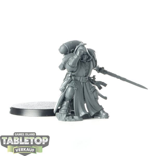 Space Marines - Primaris Librarian in Phobos Armour - unbemalt