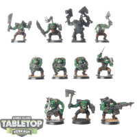 Orks - 11x Ork Boyz - teilweise bemalt