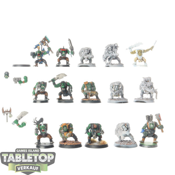 Orks - 15x Ork Boyz - teilweise bemalt