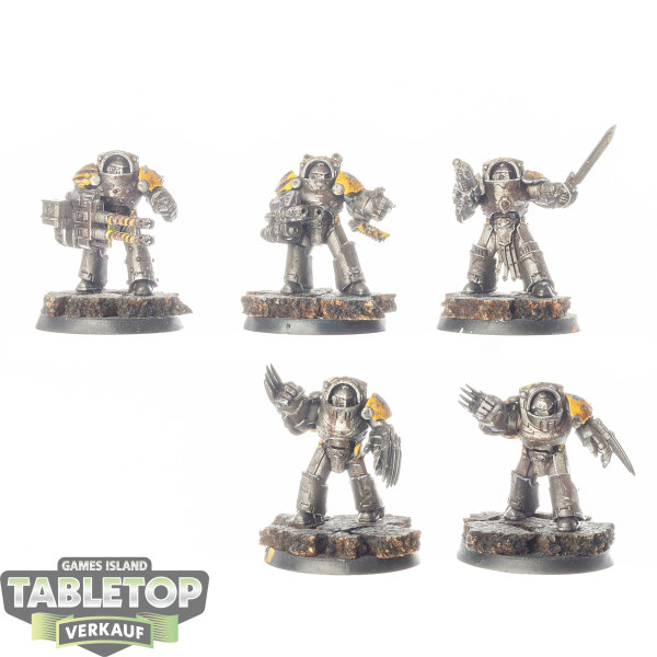 Horus Heresy - 5 Legion Tartaros Terminator Squad - bemalt