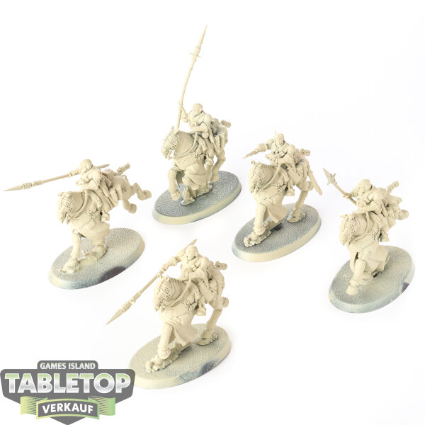 Astra Militarum - 5x Attilan Rough Riders - grundiert