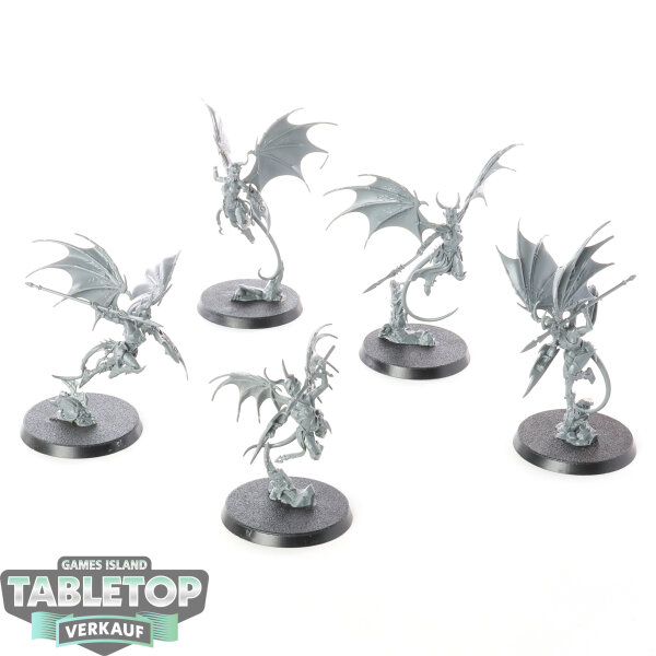 Daughters of Khaine - 5x Khinerai Lifetakers - im Gussrahmen
