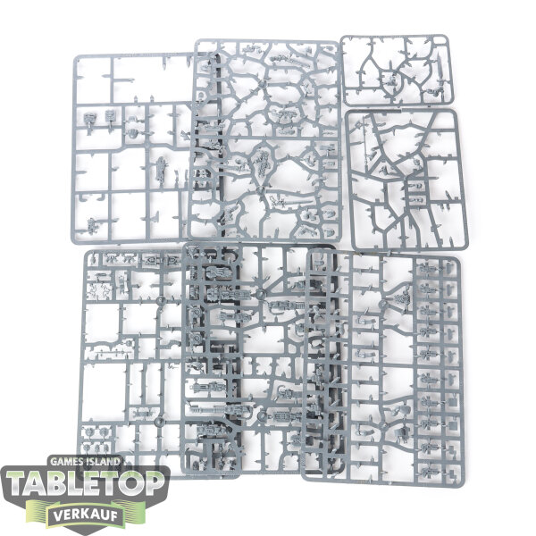 Space Marines - Diverse Bitz und Reste - Bitz
