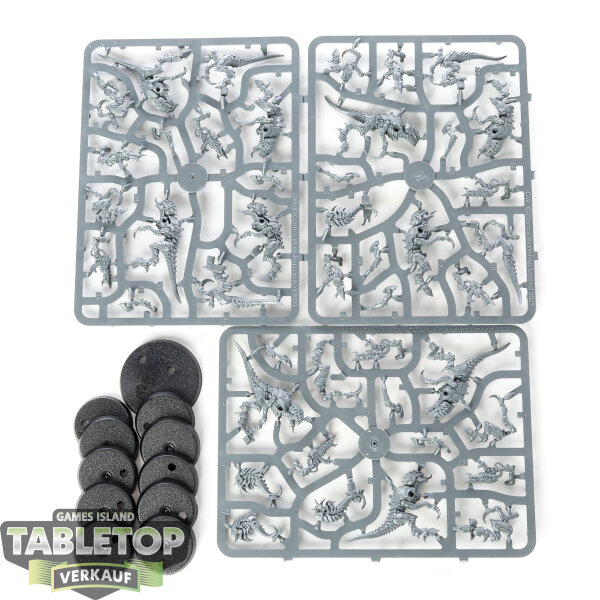 Tyraniden - 10x Termagants - im Gussrahmen