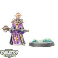 Adepta Sororitas - Sister Dogmata - bemalt