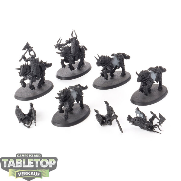 Warriors of Chaos - 5 Chaos Knights - grundiert