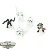 Astra Militarum - 5x Scouts - teilweise bemalt