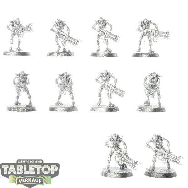Necrons - 10x Necron Warriors - grundiert