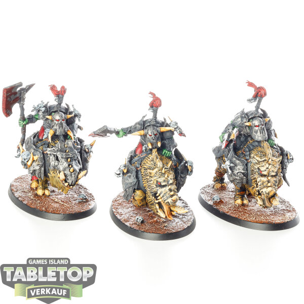 Orruk Warclans - 3x Gore-gruntas - bemalt