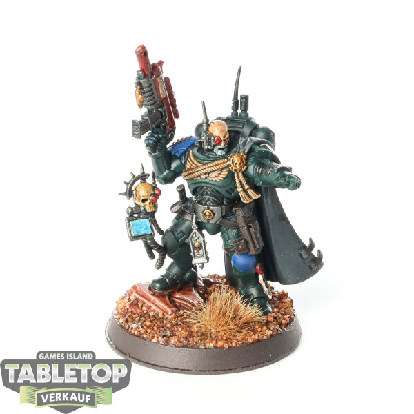 Space Marines - Captain in Phobos Armour - bemalt