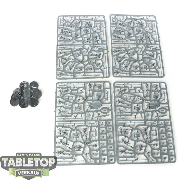 Ossiarch Bonereapers - 20x Mortek Guard - im Gussrahmen
