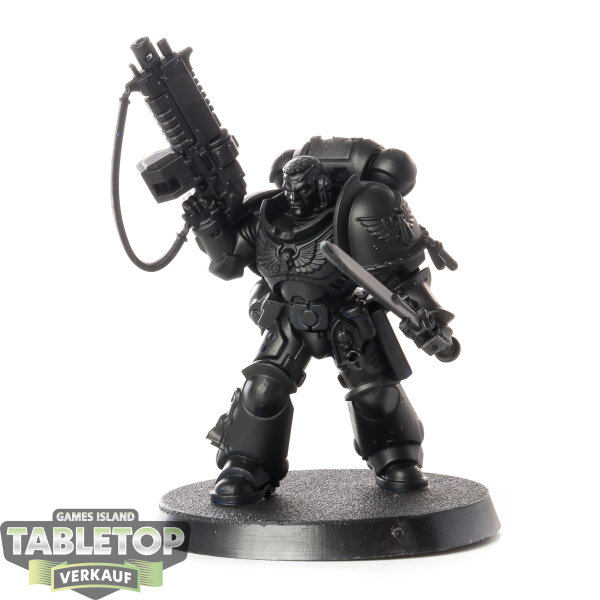 Space Marines - Primaris Lieutenant - grundiert