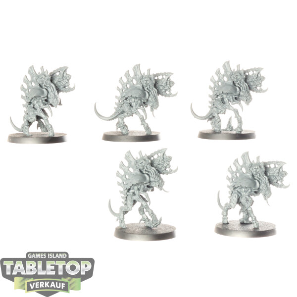 Tyraniden - 5x Barbgaunts - unbemalt
