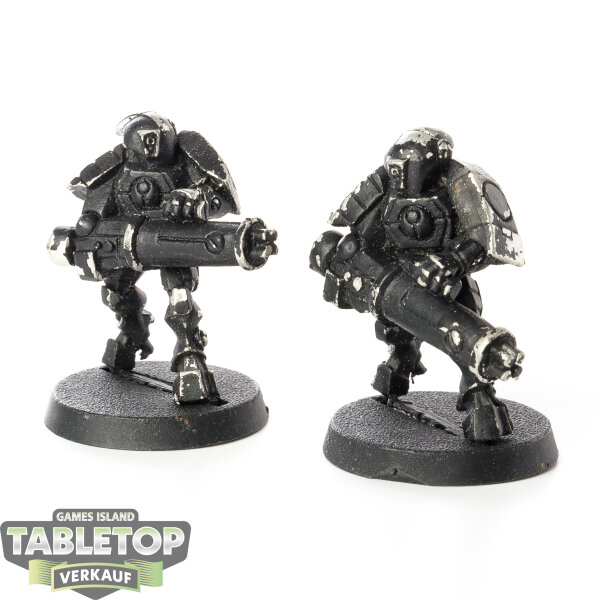 Tau Empire - 2x XV15 Stealth Armour - teilweise bemalt