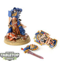 Space Marines - Captain with Relic Shield - bemalt