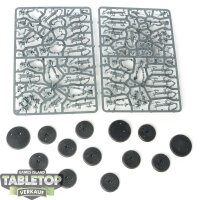 Necrons - 10 Necron Warriors - im Gussrahmen