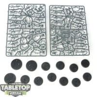 Necrons - 10 Necron Warriors - im Gussrahmen