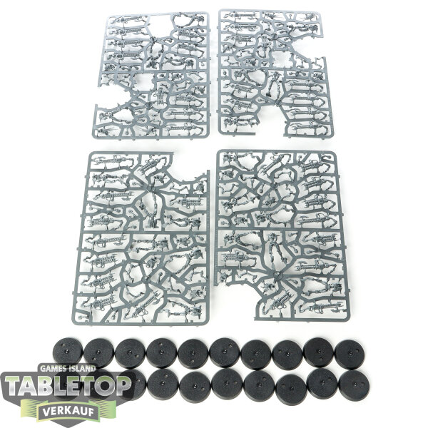 Necrons - 10x Necron Warriors - im Gussrahmen
