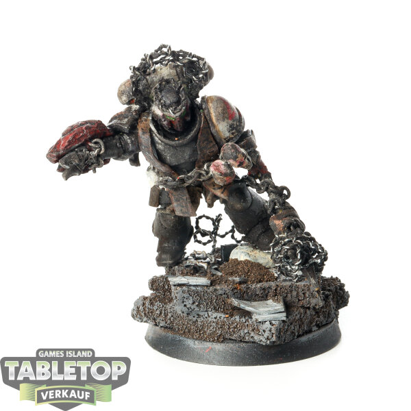 Space Marines - Lieutenant - bemalt