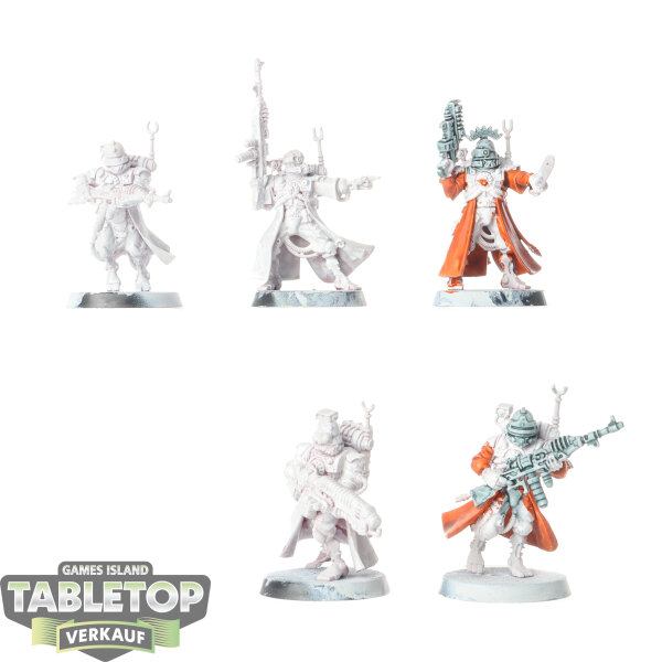 Adeptus Mechanicus - 5 Skitarii Vanguard - teilweise bemalt