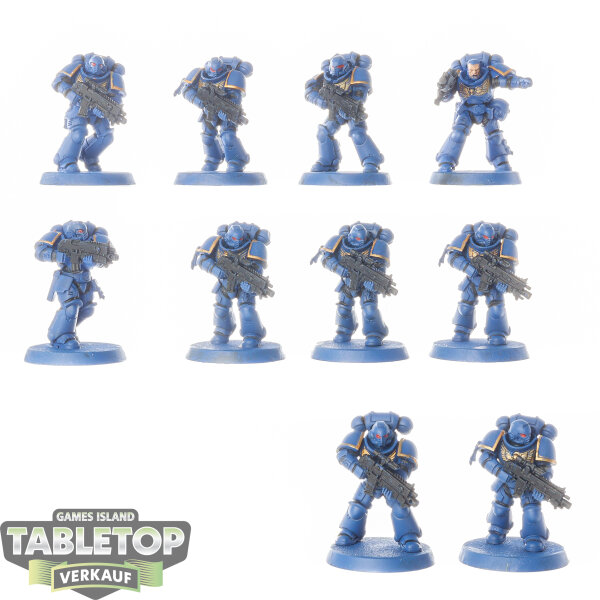 Space Marines - 10 Intercessors - bemalt