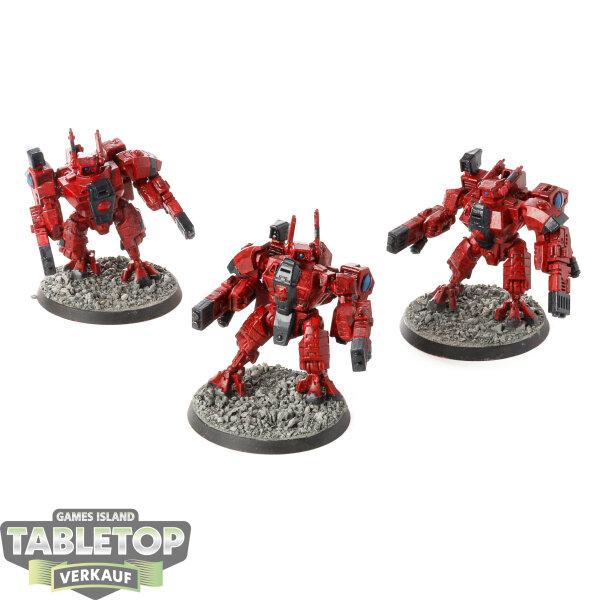 Tau Empire - 3 XV8 Crisis Battlesuit Team - teilweise bemalt