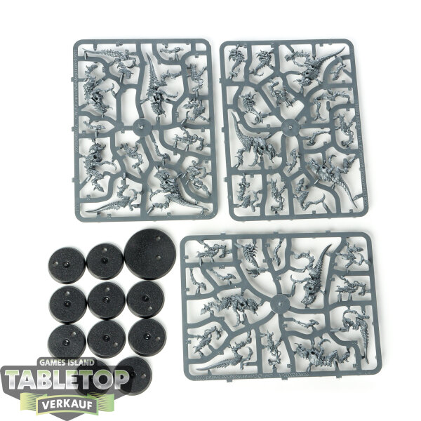 Tyraniden - 10x Termagants - im Gussrahmen