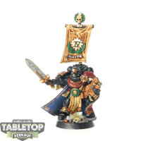 Space Marines - Captain klassisch - bemalt