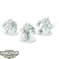 Skaven - 3 Stormfiends - grundiert