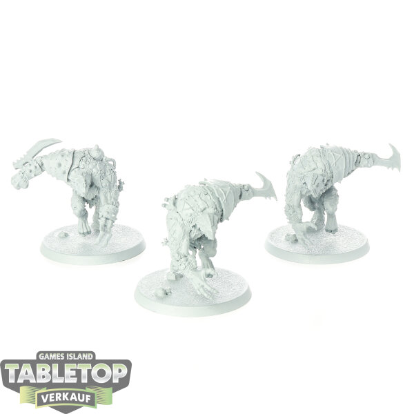 Skaven - 3 Rat Ogors - grundiert
