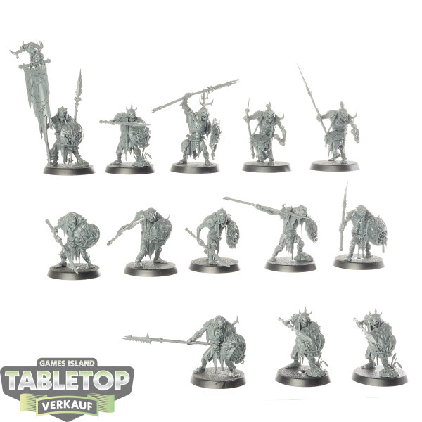 Orruk Warclans - 13 Gutrippaz - unbemalt