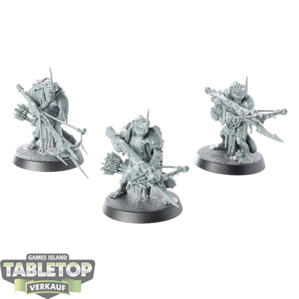Orruk Warclans - 3 Man-Skewer Boltboyz - unbemalt