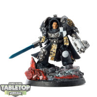 Space Marines - Captain in Terminator Armour - bemalt