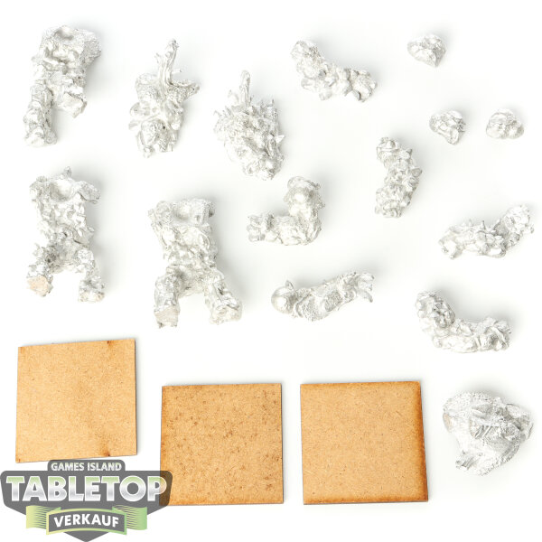 Kings of War - 3x Forces of Nature Earth Elementals - im Gussrahmen