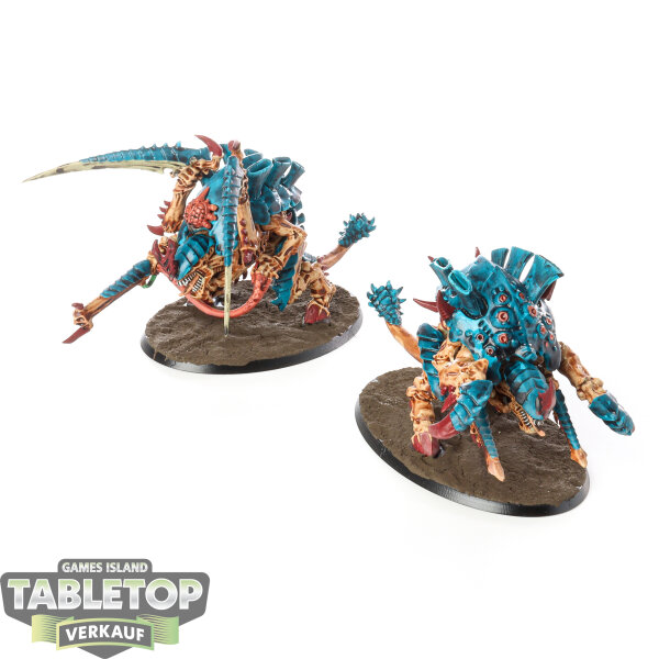 Tyraniden - 2 x Carnifex - bemalt